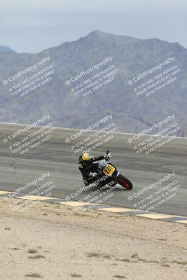 media/Nov-15-2025-Race Pace (Sat) [[8de605a2d8]]/Verified Riders/Bowl (1020am)/